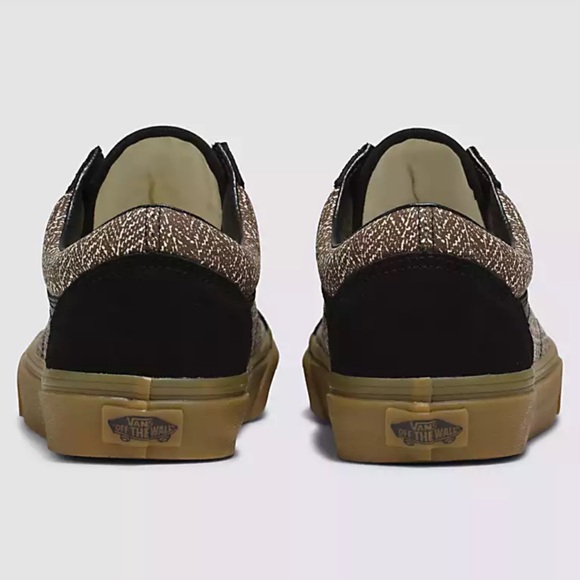 Vans WMNS Old Skool
Herringbone Black/Brown
VN000CP5YS8
Sneakers - Picture 7 of 16